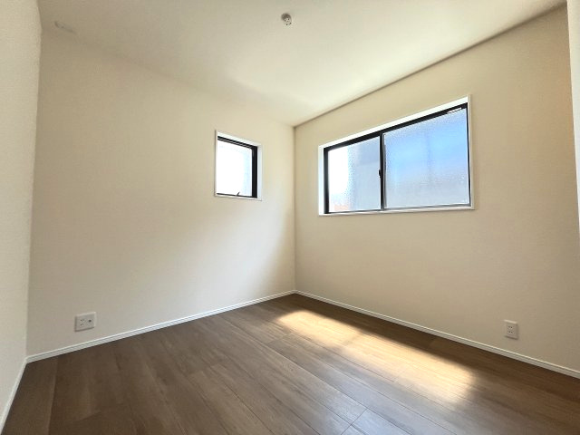 【子供部屋】 | 福岡市南区長住5丁目第9　1号棟（全2棟）【仲介手数料無料・0円】 | 施工例。施工例は完成時と異なる場合があります。