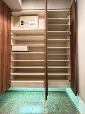 【玄関】 | THE　KOSUGI　TOWER