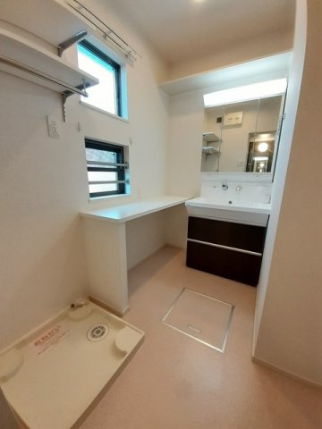 クラール泉池Ｂの洗面所