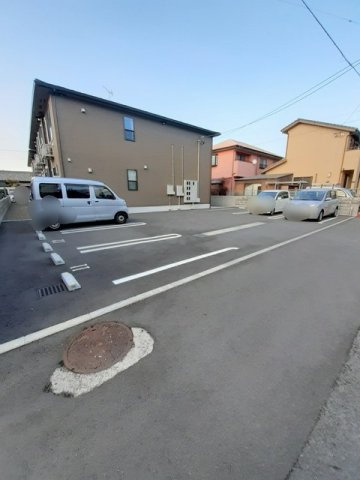 クラール泉池Ｂの駐車場