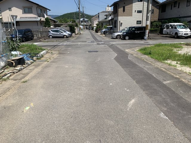 京都市北区西賀茂丸川町　建築条件付き売土地　5号地の前面道路含む現地写真