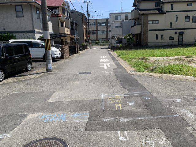 京都市北区西賀茂丸川町　建築条件付き売土地　5号地の前面道路含む現地写真