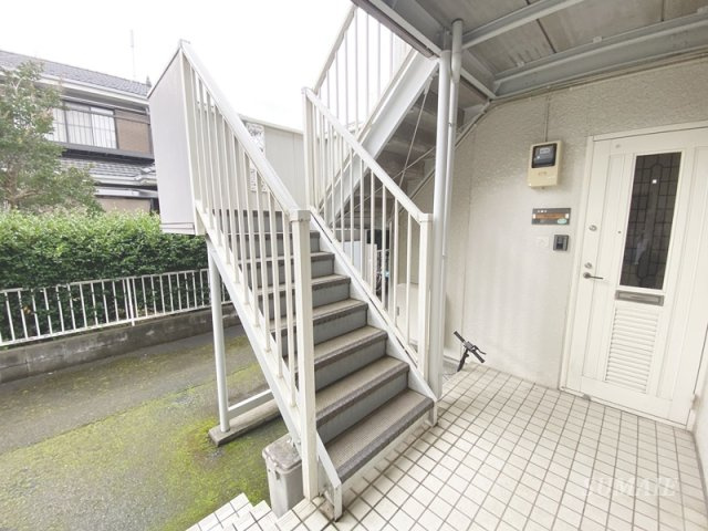 ガーデンハウスTANAKAのその他共用部分|共用階段です☆