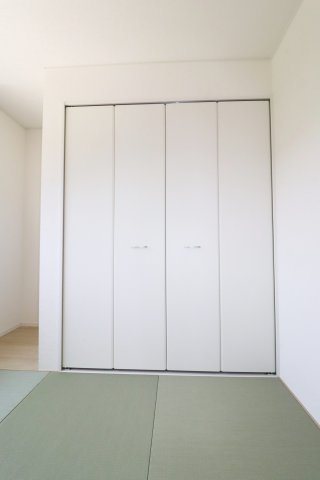 矢吹町中町第２　　　１号棟　　　矢吹小学校、矢吹中学区の収納