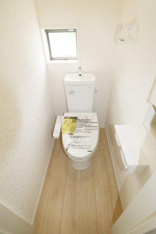 矢吹町中町第２　　　１号棟　　　矢吹小学校、矢吹中学区のトイレ