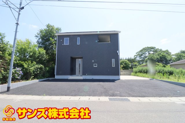 矢吹町中町第２　　　１号棟　　　矢吹小学校、矢吹中学区の外観|西側から見た駐車場を含む外観♪
