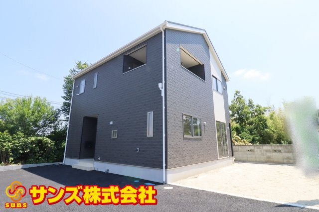 矢吹町中町第２　　　１号棟　　　矢吹小学校、矢吹中学区の外観|南西側から見た外観♪