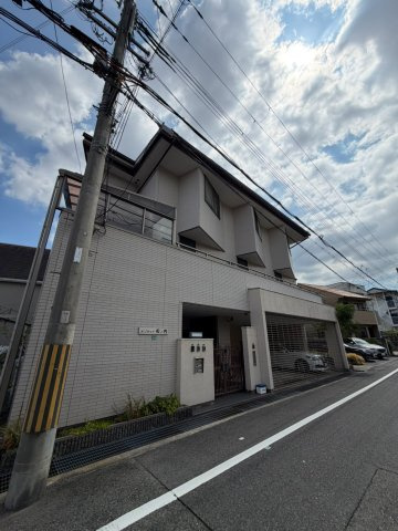 メゾネット松ノ内の外観