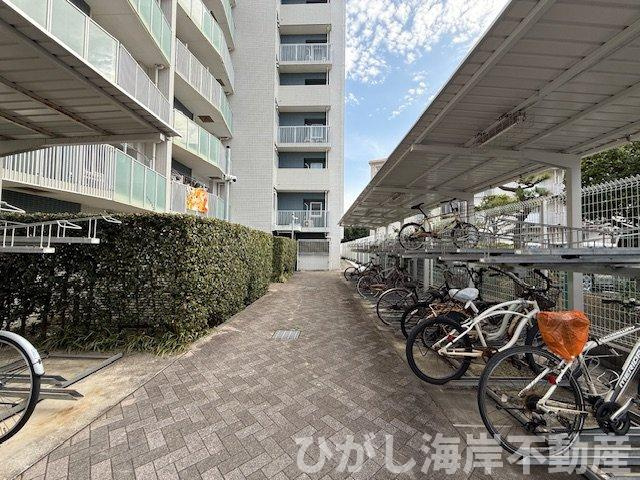 リストレジデンス茅ヶ崎海岸の駐輪場|敷地内駐輪場