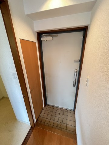【玄関】