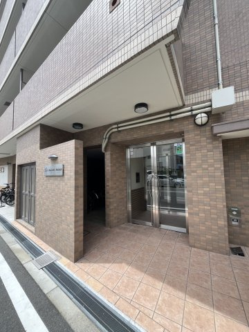 【エントランス】