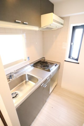 大阪市城東区新喜多２丁目の賃貸マンションのキッチン