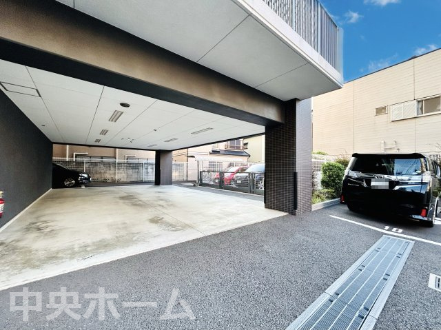サンクレイドル東小岩の駐車場|【敷地内駐車場】最新の空き状況や費用などの詳細は担当スタッフまでお問い合わせください。