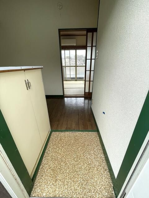 高根公団ハイツの玄関