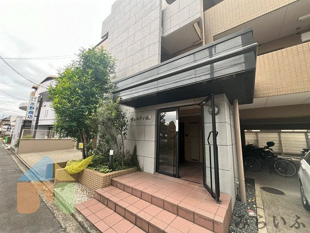【エントランス】 | ヴェルディ城木