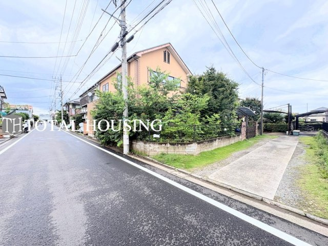 【前面道路含む現地写真】 | 立川市若葉町3丁目　中古戸建　全1棟