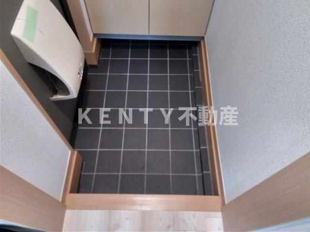 【玄関】 | Ｋハウス | 収納もある玄関です