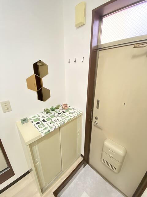 カームハイツⅡの玄関