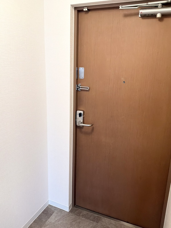 シティコート目黒2号棟の玄関|シンプルで使いやすい玄関です