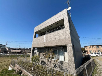 【外観】 | リバーサイドヒルズ | 外観写真（昼）