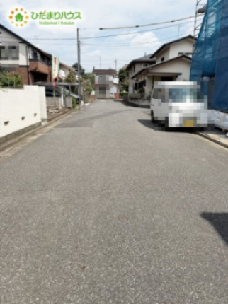 流山市北　新築戸建　1号棟の前面道路含む現地写真|接道：北側6.0ｍ公道・東側5ｍ公道