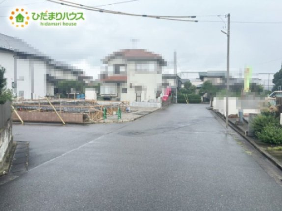 流山市北　新築戸建　1号棟の前面道路含む現地写真