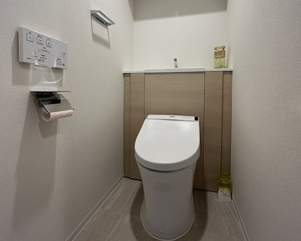 大津市皇子が丘３丁目の中古マンションのトイレ