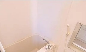 フラット四ツ木　Ｂの浴室