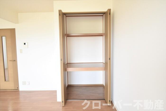 サニーハイム B棟の収納|物入