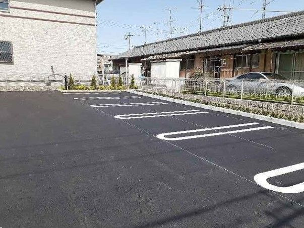 グッディーハウスⅠの駐車場