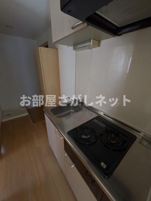 新宿区西新宿8丁目のマンションのキッチン