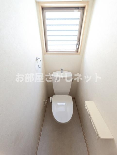 新宿区西新宿8丁目のマンションのトイレ