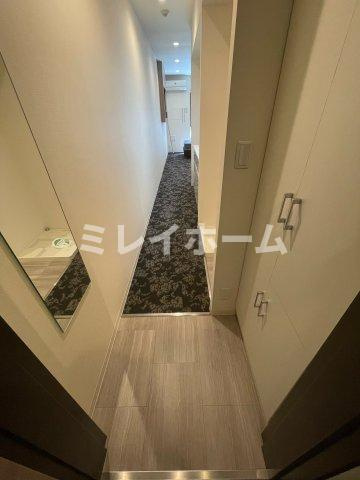 Mercuryの玄関|同建物内、別のお部屋の参考写真になります。