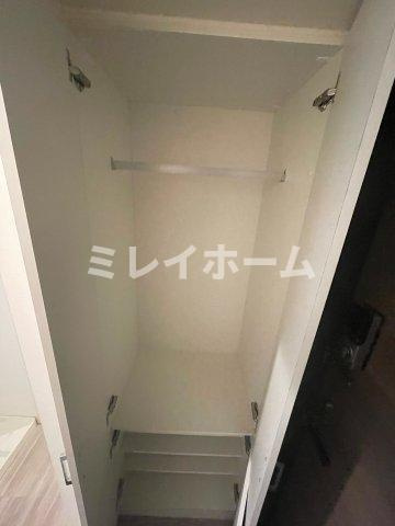 Mercuryの収納|同建物内、別のお部屋の参考写真になります。