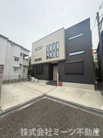六万寺町1丁目　中古戸建　3880