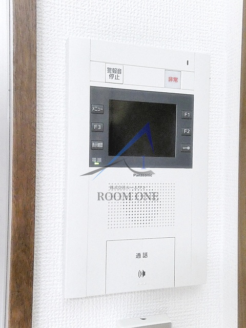 サリースマイル壱番館のセキュリティ|モニター付きインターホンです。