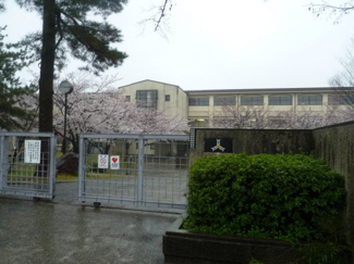 【周辺】 | クレマンス甲東園 | 甲陵中学校