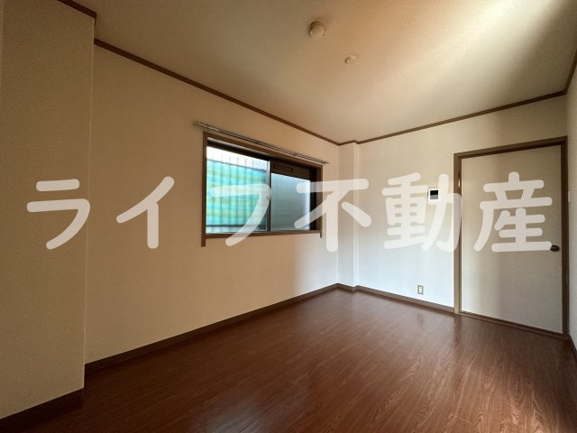 ニッコーハイツの居間・リビング