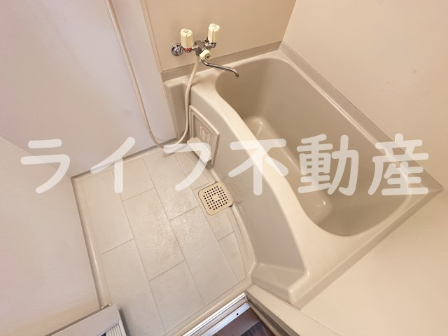 ニッコーハイツの浴室