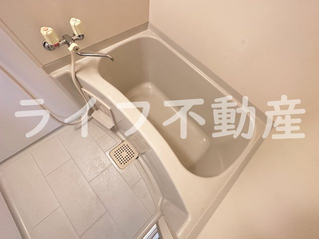 ニッコーハイツの浴室
