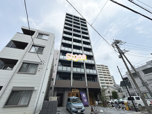 ルミエール浦和仲町の外観
