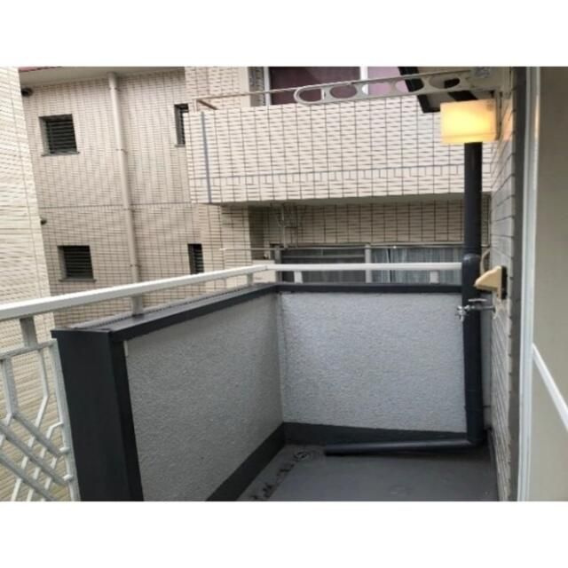 【バルコニー】