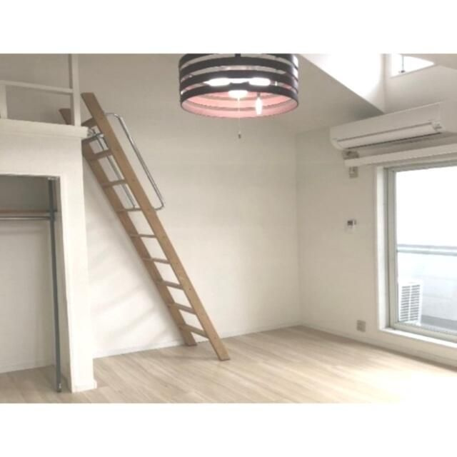 【寝室】