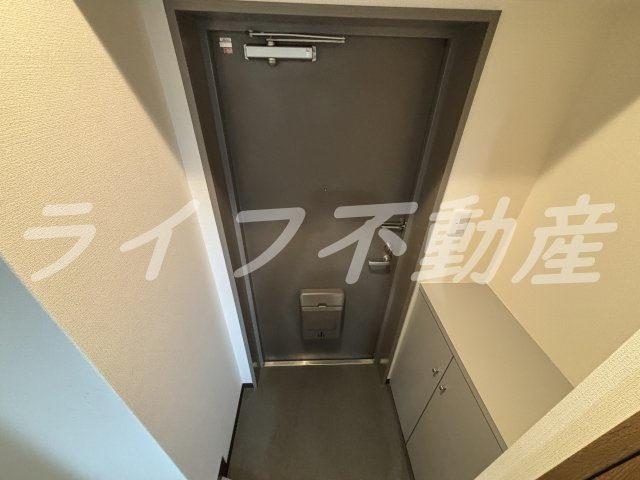 グランドオーク高井田の玄関|ゆったりとした玄関です