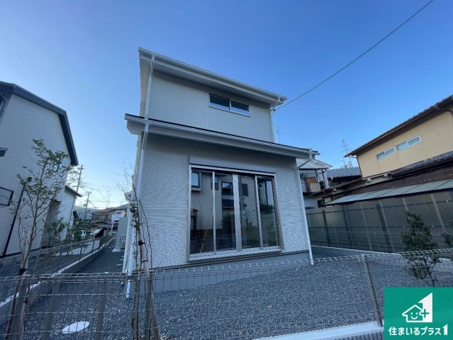 京都市西京区嵐山茶尻町　第2期　新築一戸建ての外観|安心の10年保証！外観を美しく保ち、雨水で汚れを落とします！気になることがありましたら、お気軽にお問い合わせください！