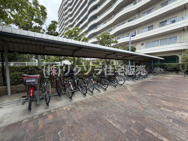 インテリジェントシティの駐輪場|■物件内覧・資金計画相談・住宅ローン相談、リフォーム相談、お問合せ受付中■
※当日・翌日のご内覧、ご相談はお電話でのお問合せがスムーズです！