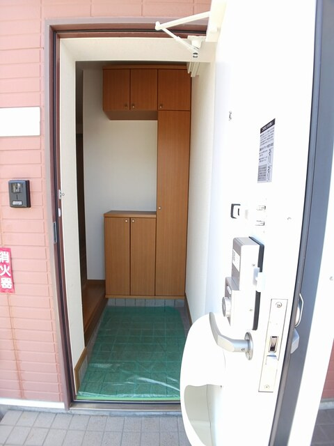 ハイツ友舞Ⅴの玄関|玄関