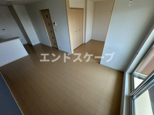 リヴェールの居間・リビング|高崎、前橋のお部屋探しはエンドスケープまで！お客様の理想お聞かせ下さい♪
