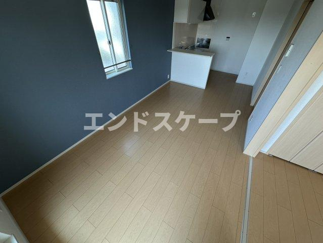 リヴェールの居間・リビング|高崎、前橋のお部屋探しはエンドスケープまで！お客様の理想お聞かせ下さい♪