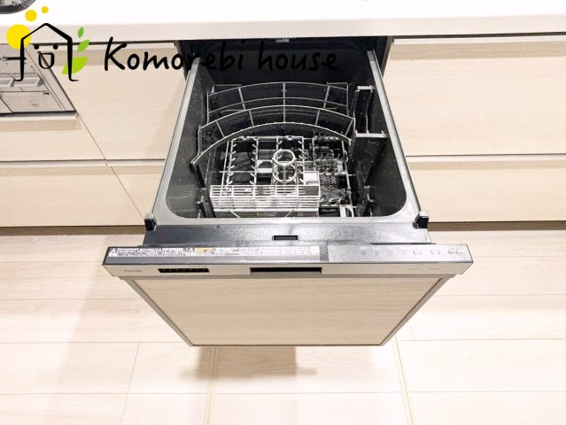 さいたま市北区別所町　3期　新築一戸建て　ブルーミングガーデンヴィーエ　04のキッチン|10/23撮影